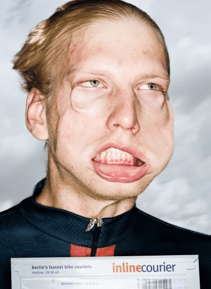 bike-courier-services3-412x563