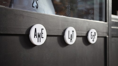 LA DISTRIBUTRICE (12)