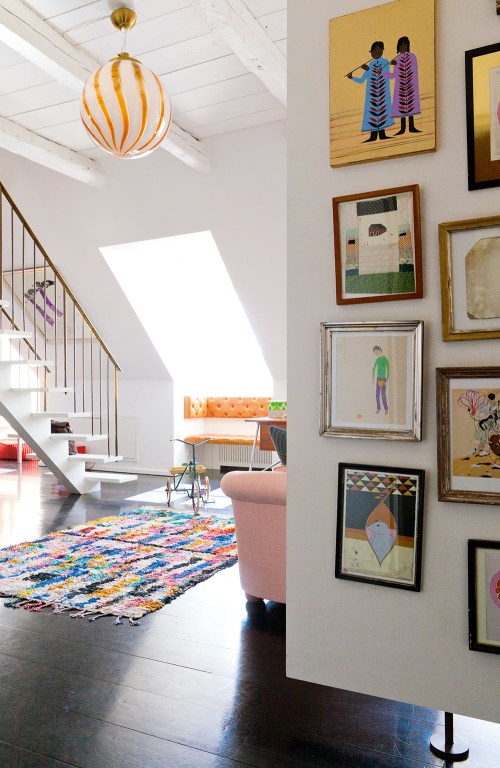 Vivienda familiar llena de color (7)