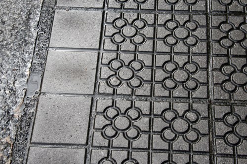 03_BALDOSA MOJADA low