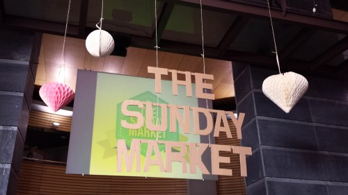 THE SUNDAY MARKET 02