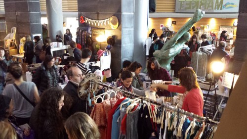 THE SUNDAY MARKET 03