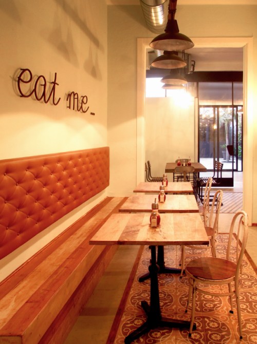 El Quiosc Mataró - Blanco Azabache (16)