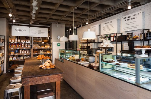 Savvy studio _ Abarrotes Delirio (1)