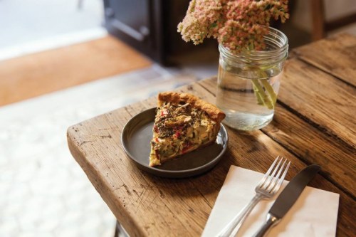 Folks And Sparrows (9)