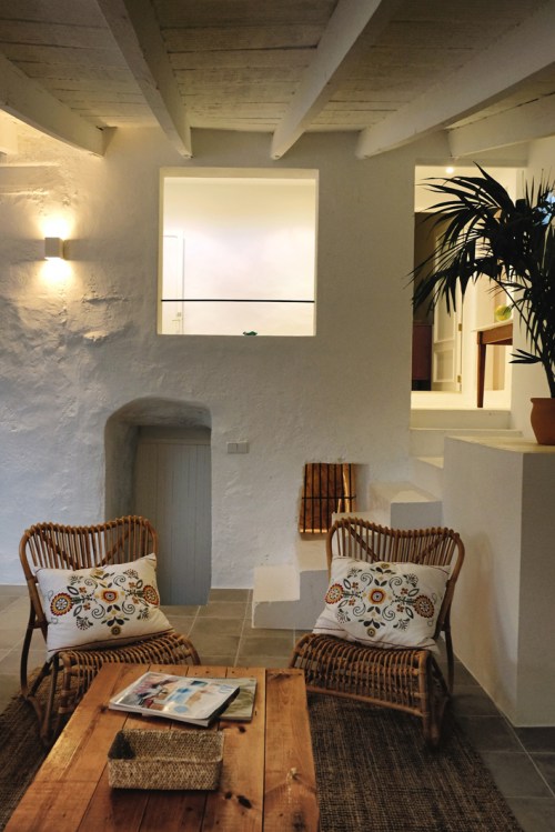 Es Rieral - EXTERIOR NOCHE (2)